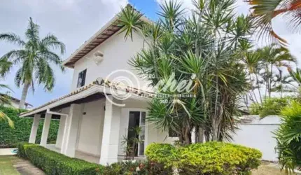 Belíssima Casa 3/4 em Condomínio Buraquinho Lauro de Freitas.