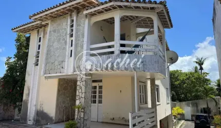 Casa 3/4 dentro de Alameda fechada à venda em Vilas do Atlântico