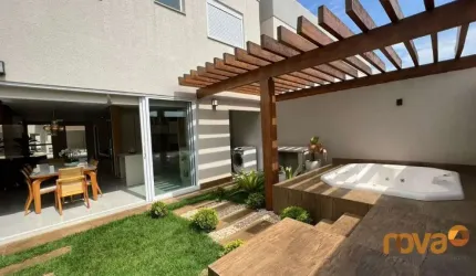 Casa em condomínio fechado com 4 quartos à venda na Rua Boulevard Amendoeiras, 338, Jardim Atlântico, Goiânia por R$ 1.800.000