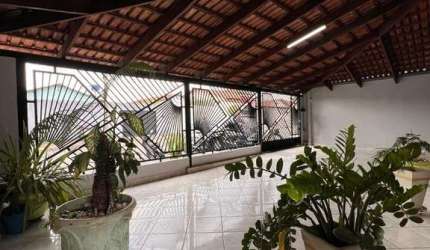 Casa com 3 quartos à venda na Cecília Meireles, 1, Cidade Satélite São Luiz, Aparecida de Goiânia por R$ 650.000