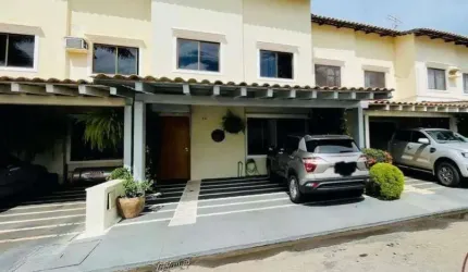 Casa em condomínio fechado com 3 quartos à venda na Avenida Afonso Pena, 101, Jardim Planalto, Goiânia por R$ 798.000