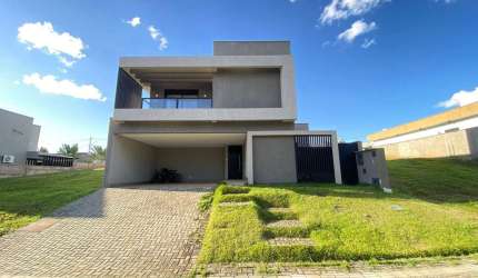 Casa em condomínio fechado com 4 quartos à venda na Arno, 4, Jardins Barcelona, Senador Canedo por R$ 1.550.000
