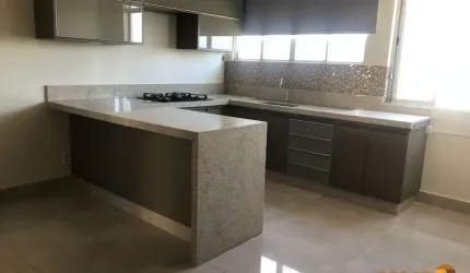 Apartamento com 3 quartos para alugar na Rua Fortaleza, 158, Alto da Glória, Goiânia por R$ 2.600
