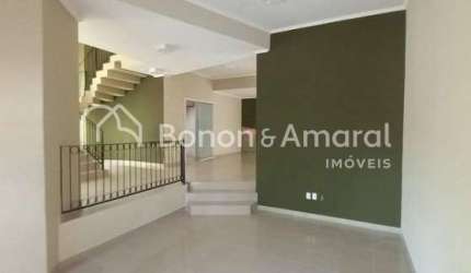 Casa de Condomínio com 4 Quartos e 4 banheiros à Venda, 390m² por R$ 1.650.000