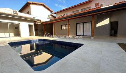 SOBRADO À VENDA, TODO REFORMADO EM BAIRRO NOBRE NO CENTRO DE PAULÍNIA, 4 DORMITÓRIOS, 3 SUITES,LAVABO, 5 VAGAS, PISCINA, ÁREA GOURMET.