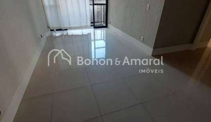 Apartamento com 3 Quartos e 2 banheiros à Venda, 90 m² por R$ 650.000