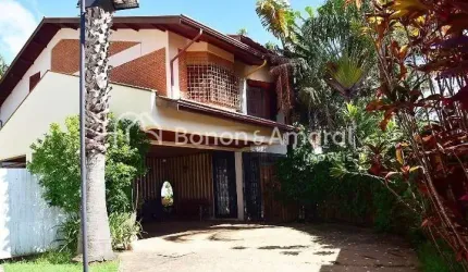 Casa de condomínio com 3 suítes e 463 m² no Arboreto dos Jequitibás.