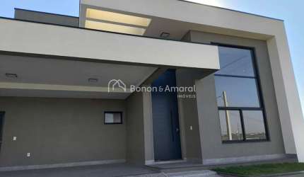 CASA NOVA, À VENDA EM CONDOMÍNIO, COM 3 SUÍTES E PISCINA