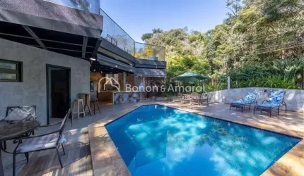 &amp;#34;Casa de Alto Padrão em Condomínio Fechado com 4 Suítes e Lazer Completo em Valinhos/SP&amp;#34;