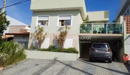 Casa aconchegante com piscina e espaço gourmet no Condomínio São Lourenço, em Valinhos!