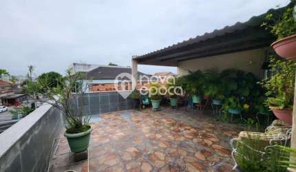 Casa com 4 quartos à venda na Rua Djalma Dutra, Abolição, Rio de Janeiro, 240 m2 por R$ 699.000