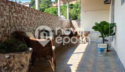 Casa com 2 quartos à venda na Rua Palma, Quintino Bocaiúva, Rio de Janeiro, 200 m2 por R$ 243.000