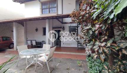 Casa com 5 quartos à venda na Estrada do Bananal, Freguesia (Jacarepaguá), Rio de Janeiro, 306 m2 por R$ 1.200.000