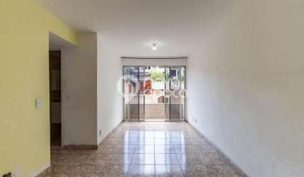 Apartamento com 2 quartos à venda na Rua Conselheiro Ferraz, Lins de Vasconcelos, Rio de Janeiro, 66 m2 por R$ 140.000