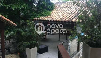 Casa em condomínio fechado com 4 quartos à venda na Rua Firmino do Amaral, Freguesia (Jacarepaguá), Rio de Janeiro, 455 m2 por R$ 1.250.000