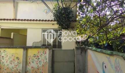 Casa em condomínio fechado com 1 quarto à venda na Rua Paramirim, Bento Ribeiro, Rio de Janeiro, 60 m2 por R$ 150.000