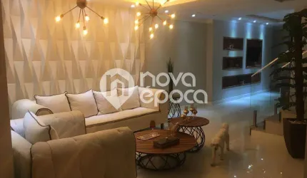 Casa em condomínio fechado com 3 quartos à venda na Estrada Curumau, Taquara, Rio de Janeiro, 220 m2 por R$ 600.000