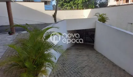 Casa com 5 quartos à venda na Rua Carmem Miranda, Jardim Guanabara, Rio de Janeiro, 412 m2 por R$ 2.290.000