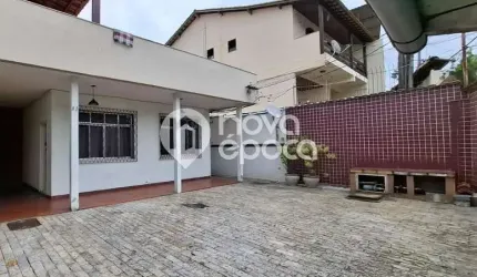 Casa com 3 quartos à venda na Rua Jarinu, Freguesia (Ilha do Governador), Rio de Janeiro, 152 m2 por R$ 399.000