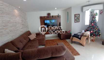 Casa com 4 quartos à venda na Rua Heitor Servan, Piedade, Rio de Janeiro, 249 m2 por R$ 485.000