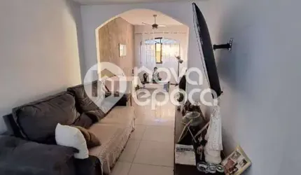 Casa em condomínio fechado com 3 quartos à venda na Rua Lagoa da Prata, Jacarepaguá, Rio de Janeiro, 252 m2 por R$ 330.000