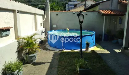 Casa com 3 quartos à venda na Rua Capim Branco, Vila Valqueire, Rio de Janeiro, 248 m2 por R$ 849.000