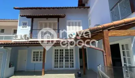 Casa em condomínio fechado com 5 quartos à venda na Estrada da Barra da Tijuca, Itanhangá, Rio de Janeiro, 222 m2 por R$ 750.000