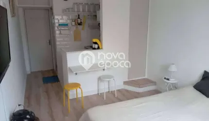 Apartamento com 1 quarto à venda na Rua Rosa Saião, Gamboa, Rio de Janeiro, 17 m2 por R$ 115.000