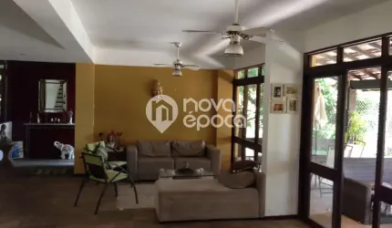 Casa em condomínio fechado com 4 quartos à venda na Rua Rubineia, Itanhangá, Rio de Janeiro, 466 m2 por R$ 800.000