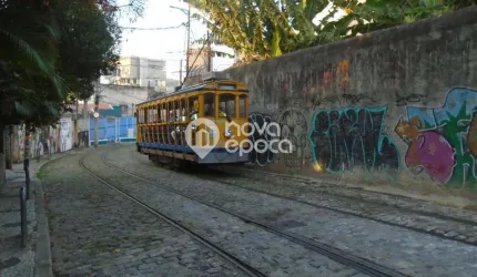 Casa com 7 quartos à venda na Rua Joaquim Murtinho, Santa Teresa, Rio de Janeiro, 315 m2 por R$ 2.300.000