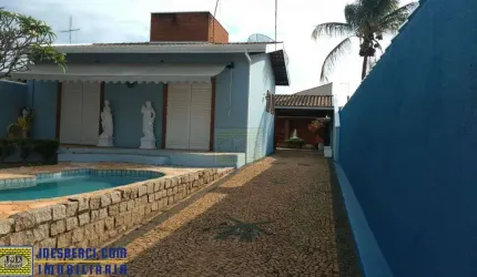Casa / Sobrado no Jardim Holanda em Holambra