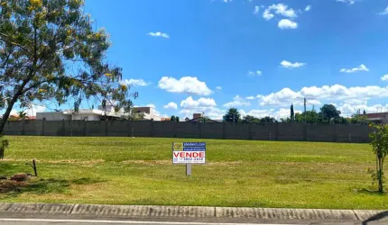 Terreno em Condomínio no Residencial Flor D Aldeia em Holambra