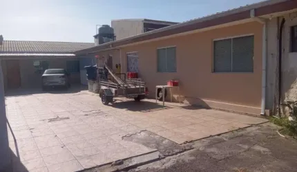 CASA A VENDA NO BAIRRO UBERABA, RESIDENCIAL E COMERCIAL