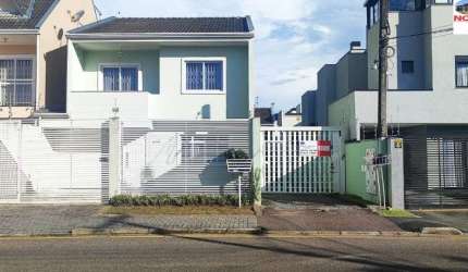 SOBRADO A VENDA NO BAIRRO UBERABA, PRÓXIMO AO CLUBE NIKEI