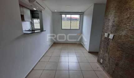 Aluguel de Apartamento Padrão com 3 Dormitórios em Jardim Ipanema, São Carlos