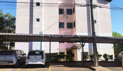Venda de Apartamentos / Padrão na cidade de São Carlos