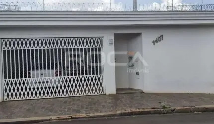 Casa de 3 dormitórios com suíte e área verde na Vila Prado, São Carlos