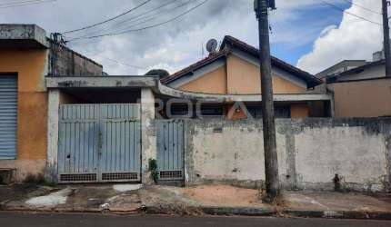 Venda de Casas / Padrão na cidade de São Carlos