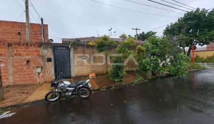 Venda de Casas / Padrão na cidade de São Carlos