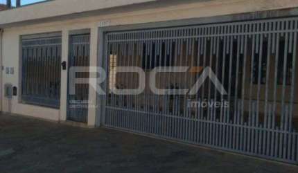 Linda Casa Padrão com 3 Dormitórios na Vila Boa Vista, São Carlos