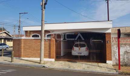 Venda de Casas / Padrão na cidade de São Carlos