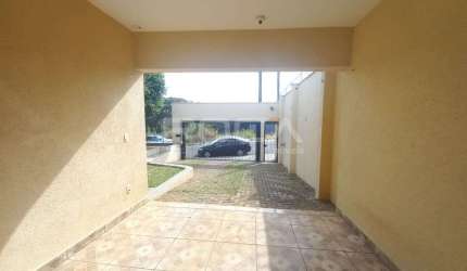 Casa à venda e locação no Jardim Cardinalli, São Carlos: 3 dormitórios, suíte e escritório!
