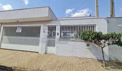 Encantadora casa à venda no Jardim Embaré, São Carlos