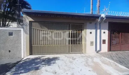 Venda de Casas / Padrão na cidade de São Carlos