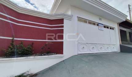 Casa padrão à venda e locação no Jardim Hikare, São Carlos - 3 dormitórios e suíte