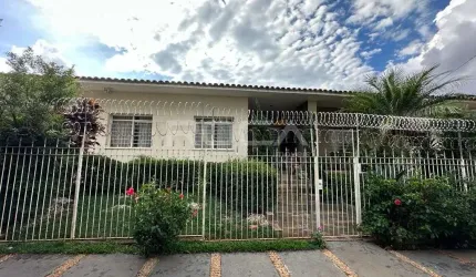 Casa de alto padrão com 5 dormitórios no Jardim Santa Paula, São Carlos