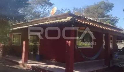 Espetacular Chácara à venda em São Carlos - 6 dormitórios, piscina e jardim!