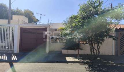 Casa padrão de 3 dormitórios com suíte em Santa Felícia, São Carlos