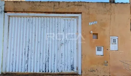 Casa padrão à venda em São Carlos - Cidade Aracy, 2 dormitórios e suíte