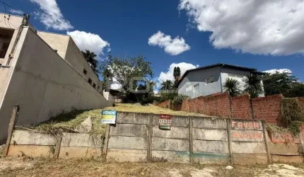 Espaço perfeito para construir o seu sonho no Parque Santa Mônica, São Carlos
